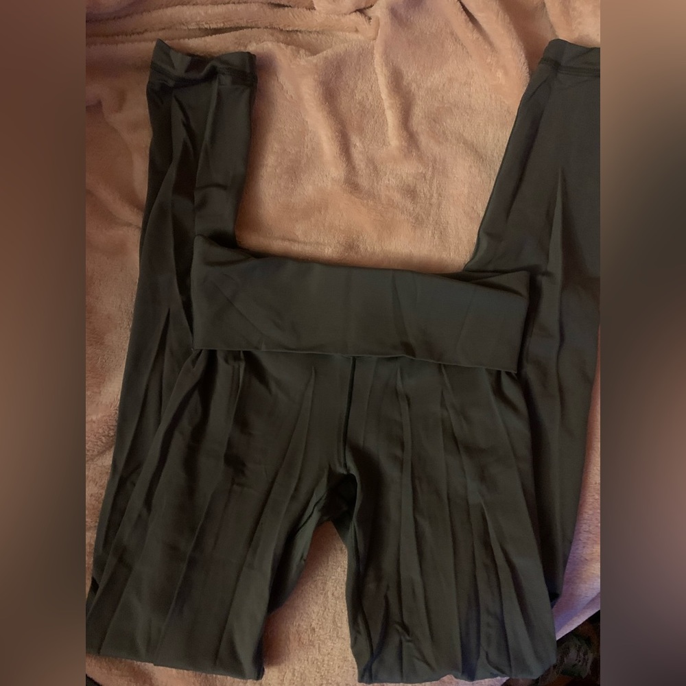 Aerie Green Leggings